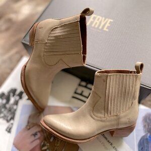 Frye Sacha Leather Western Chelsea Booties